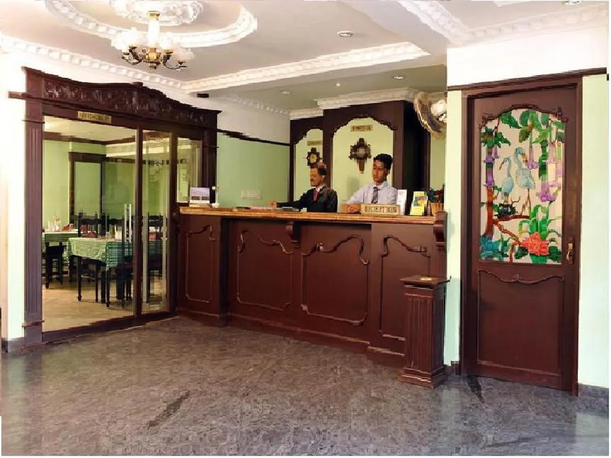Hotel Blue Nest Thiruvananthapuram 3*,