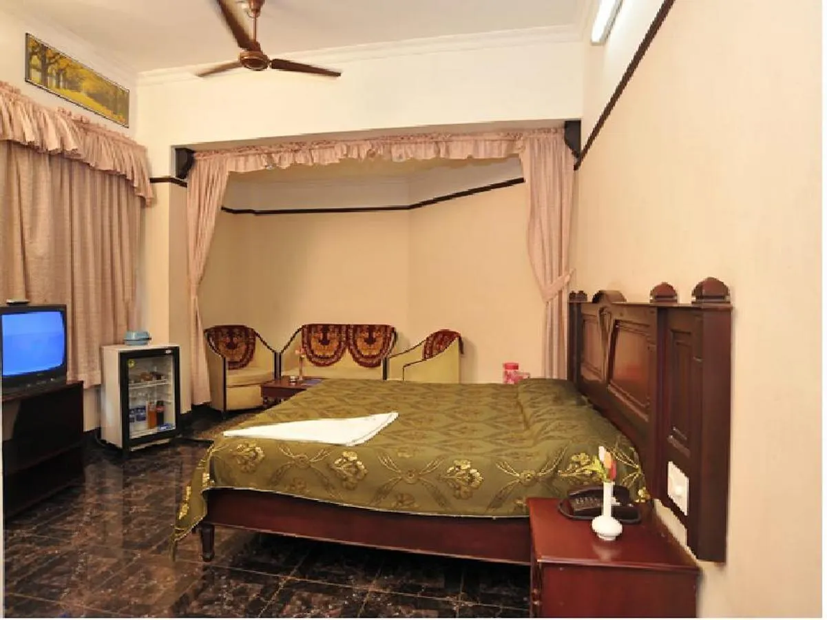 Hotel Blue Nest Thiruvananthapuram